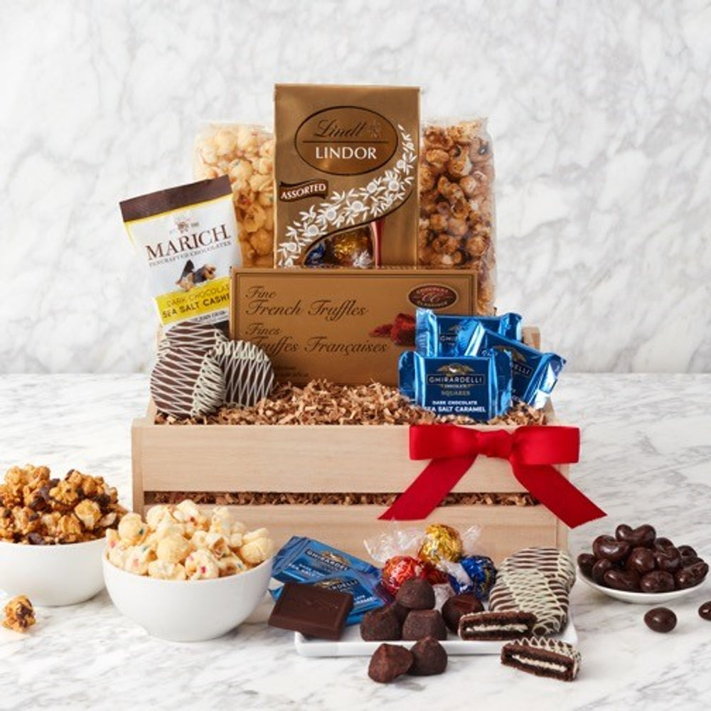 The Perfect Crunch: Sweet Snacks Gift Crate